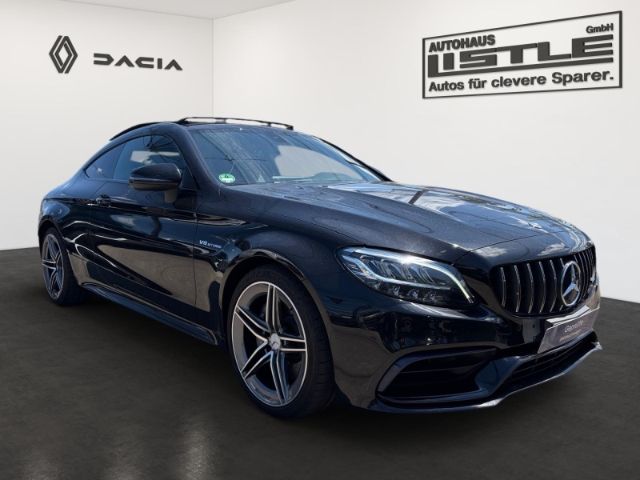 Fahrzeugabbildung Mercedes-Benz C 63 AMG Coupe Panodach Burmester 19'' LED