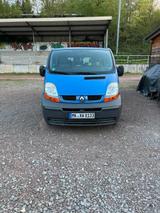Renault Verkaufe Renault Trafic - gebrauchte Renault Trafic aus dem Jahr 2003