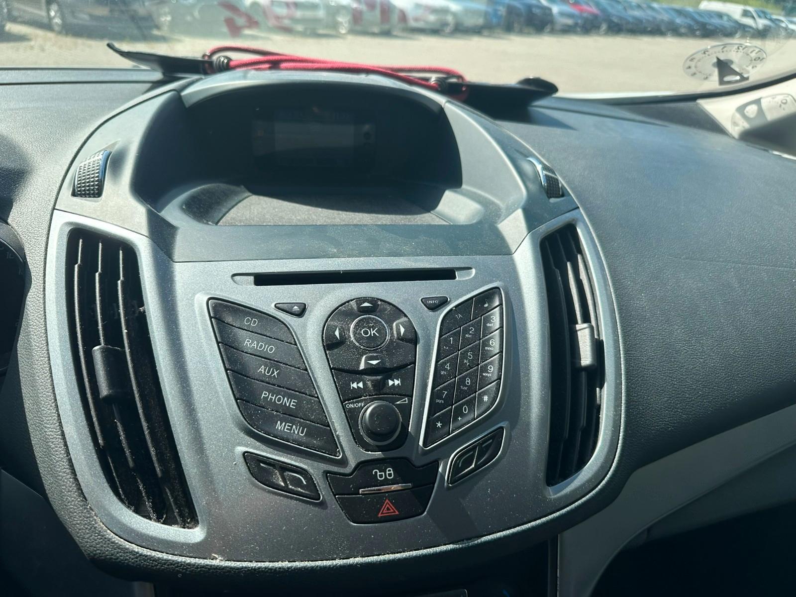 Ford Grand C-MAX 2011 — photo 9
