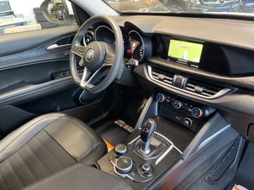 Alfa Romeo Stelvio Super Q4 *KAM*NAVI*TEMPOMAT*LKHZ*