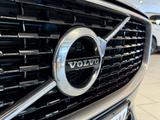 Volvo XC60 2.0 D4 AWD R-DESIGN MASSAGE HEAD-UP HARMAN - Volvo XC60 mit Diesel-Antrieb: Geländewagen