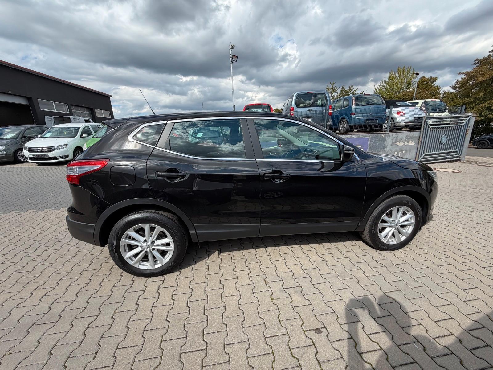 Nissan Qashqai Acenta/R-Kamera/SHZ/PDC/1.Ha/ZV/Eu5/AHK