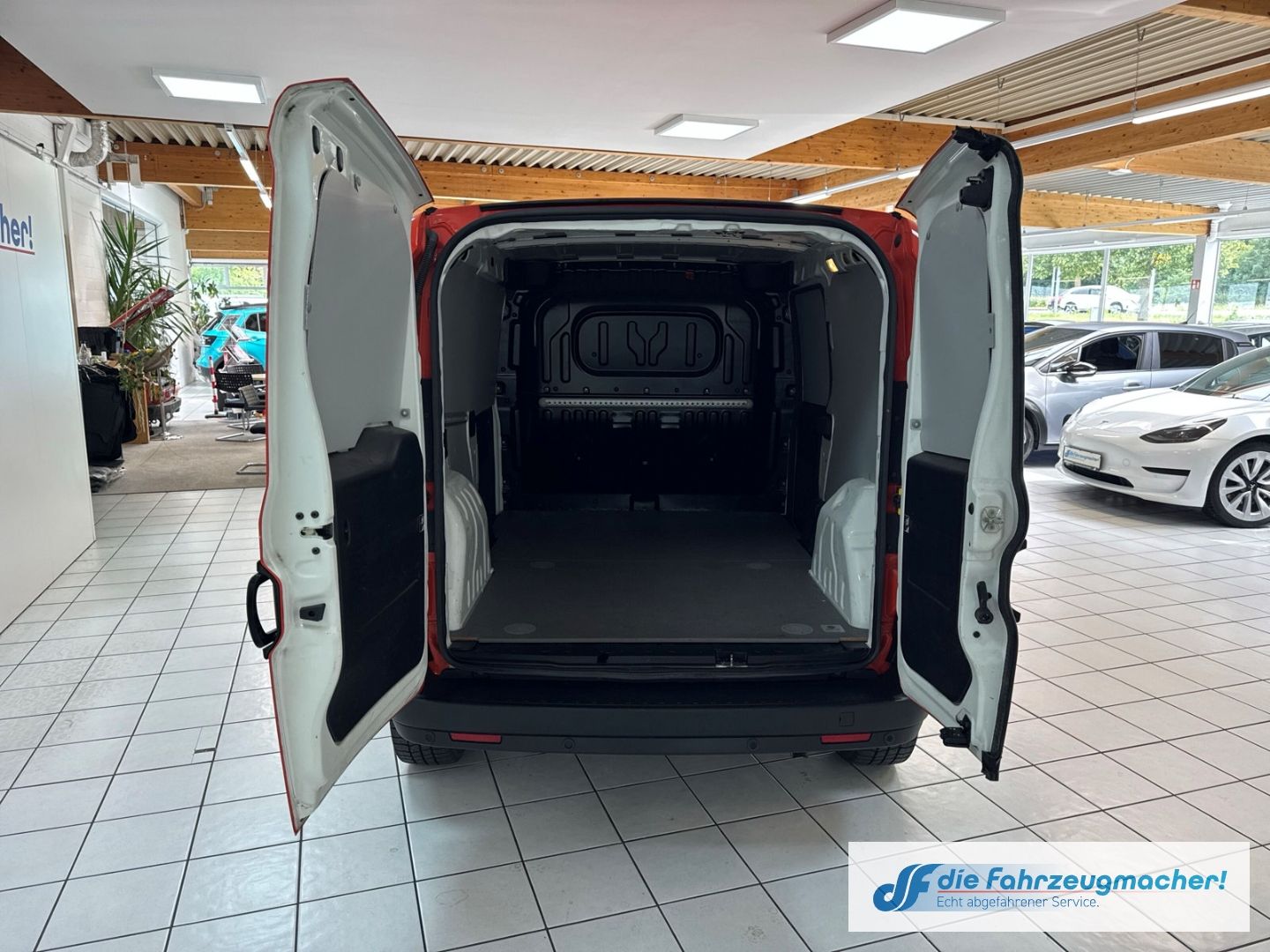 Fahrzeugabbildung Fiat Doblo SX Maxi Kasten 1.6 Multijet EU6d DAB Rückf