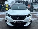 Peugeot 2008 GT*Aut*Nav*FOCAL*LED*AMBIENTE*ACC*DAB*KAM - Peugeot 2008 mit Diesel-Antrieb