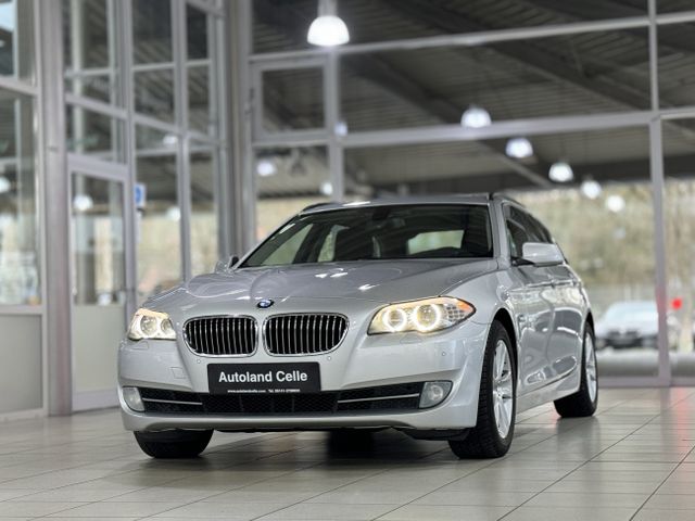 BMW 520d Panorama PDC Xenon Sitzhzg NaviPro Tempomat