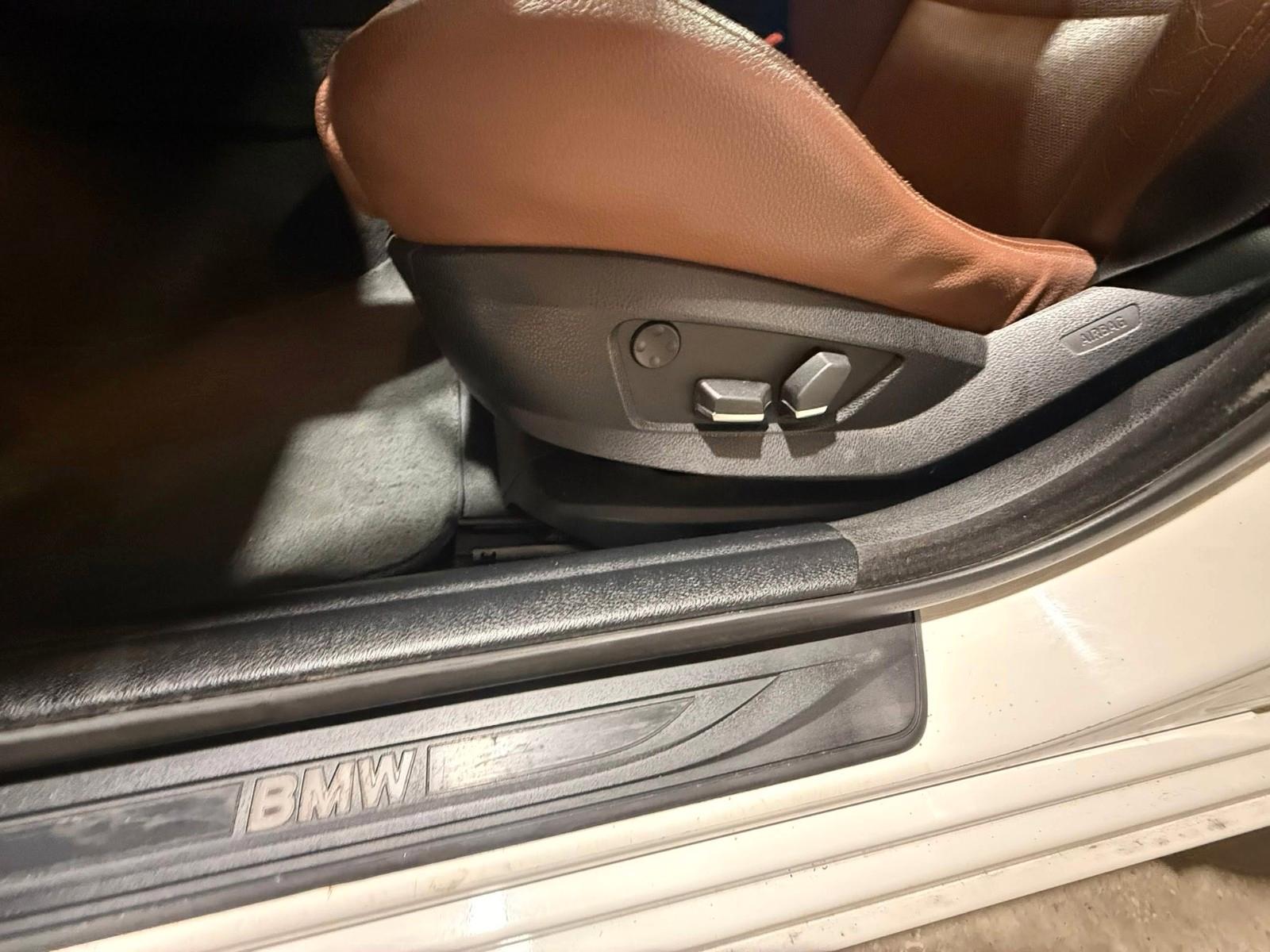 BMW 528 2011 — photo 10