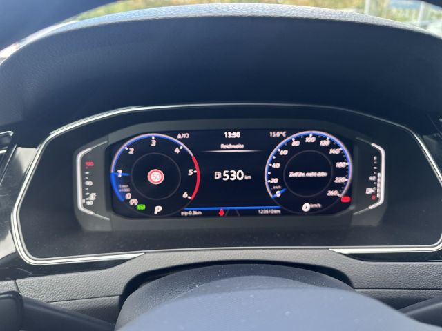 Passat Variant 2.0 TDI DSG Business NAVI-PRO R-L