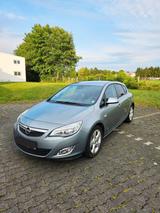 Opel Astra 1.6 Edition Automatik Edition - Opel Astra aus 2010: 1.6