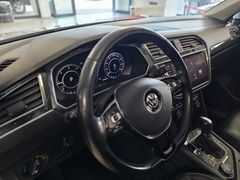 Fahrzeugabbildung Volkswagen Tiguan Allspace Highline 4Motion (PANO/360°CAM/L