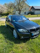 BMW BWM E91 320d X drive - BMW 320: D E91