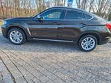 BMW X6 xDrive50i - - BMW X6: Xdrive50i