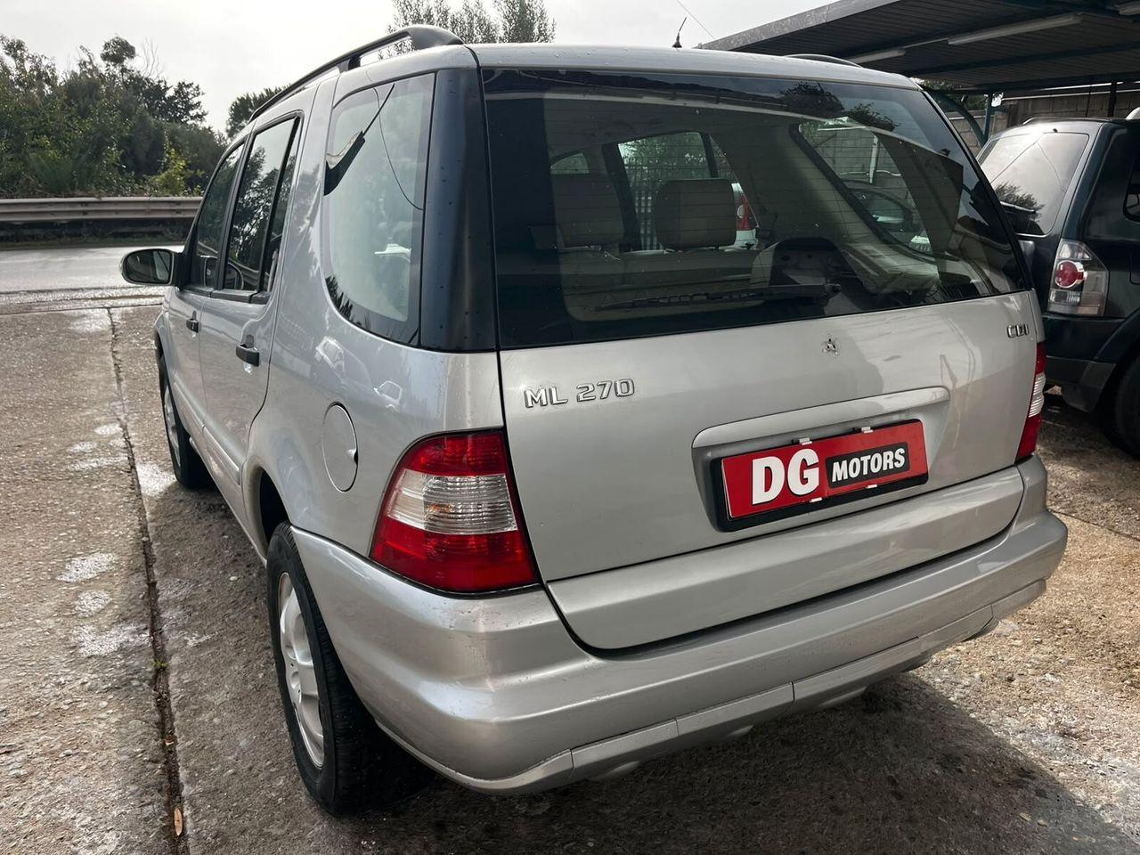 Mercedes-Benz ML270 2004 — photo 7