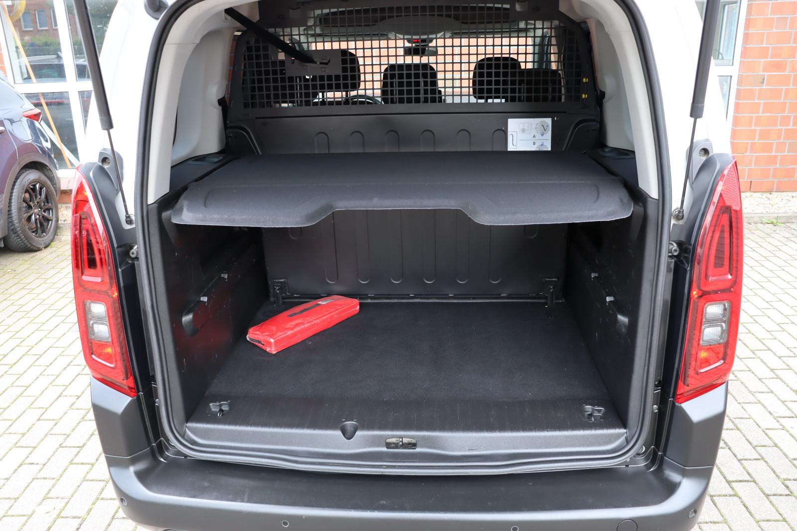 Citroën Berlingo 1.5 HDi MPV Feel M Aut. LED 360° 1.Hand