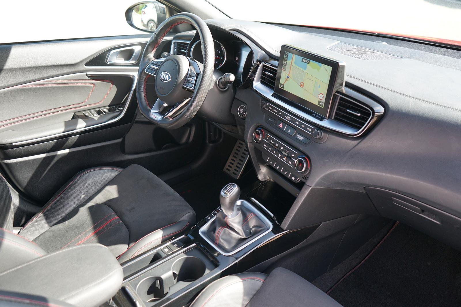 Kia ProCeed 1.6 T-GDI GT LED Navi Kamera Panorama