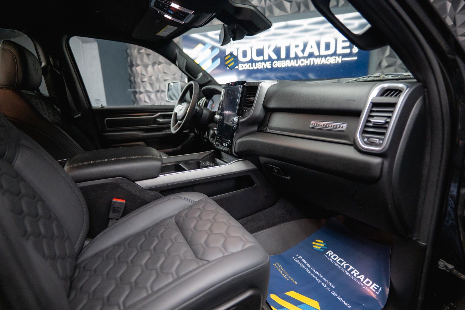 Fahrzeugabbildung Dodge RAM 3.0 MY 25 TWIN TURBO Offroad Night ACC 19%