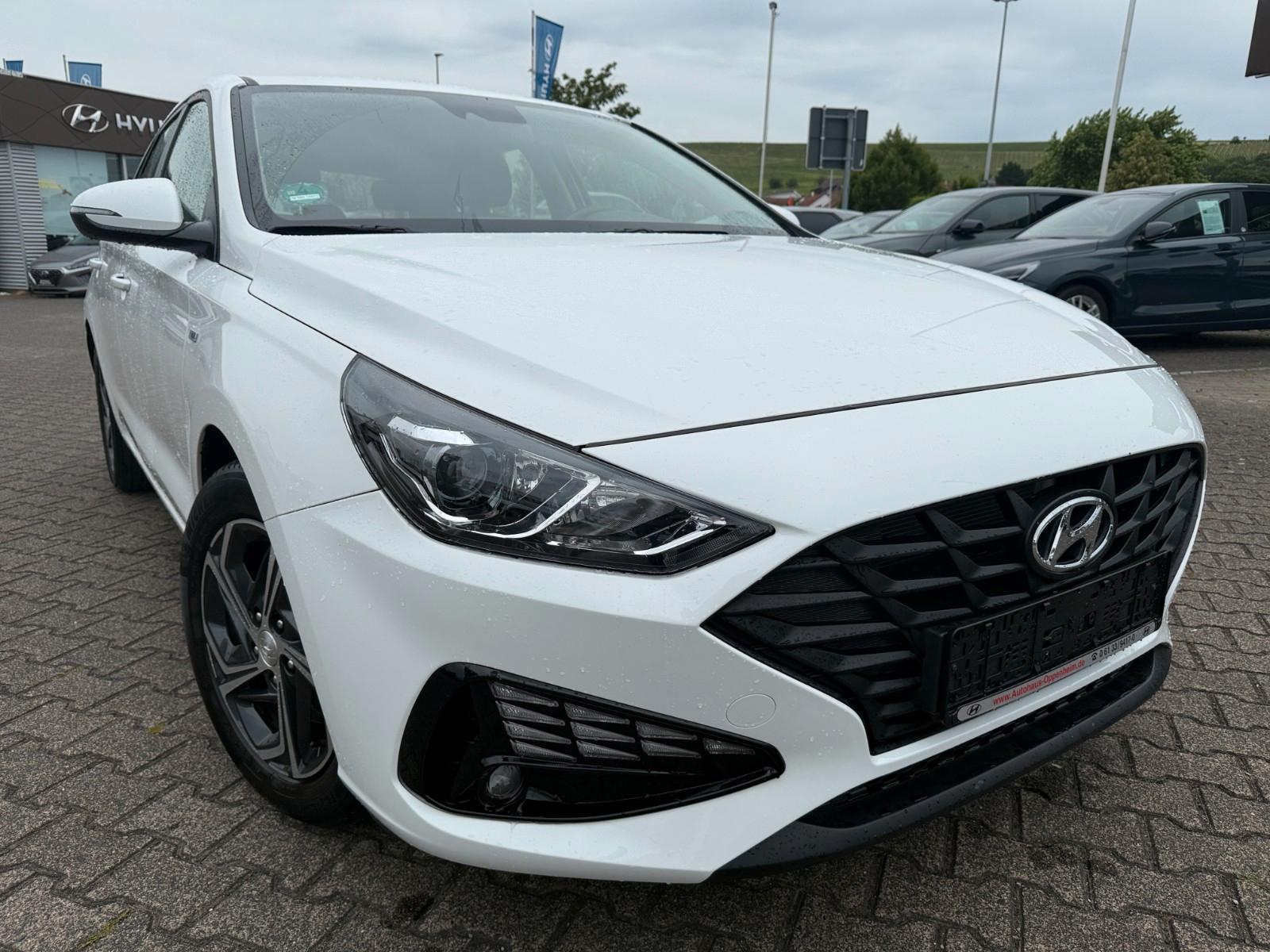 Hyundai i30 Select*Komfort*ALU*PDC*SHZ*FSE*
