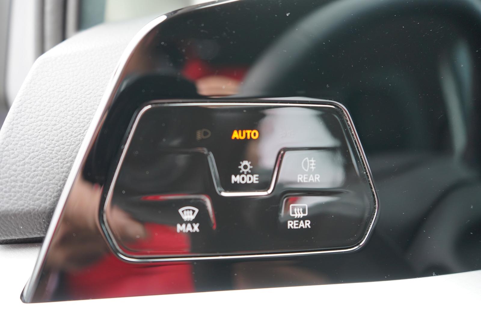 Volkswagen Golf VIII 1.5 16V TSI Life LED ACC App Connect, миниатюра 21