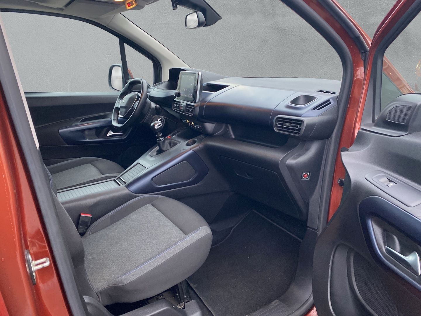 Fahrzeugabbildung Peugeot Rifter Allure L2 1.5 BlueHDi 130 FAP EU6d AHK-ab