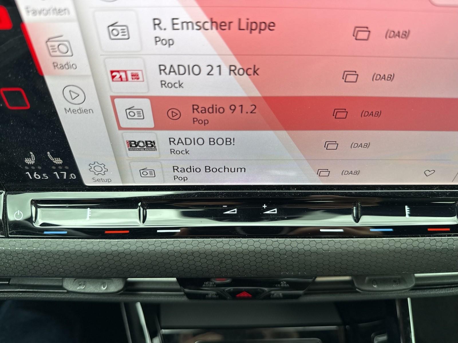 Volkswagen Golf 2.0 GTI LED+ CARPLAY SITZHEIZUNG, миниатюра 11