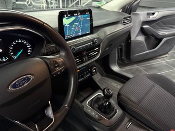 Ford Focus - 12