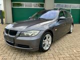 BMW 325i Touring/PANO/AUTOMATIK/PDC/MEMORY/ - BMW 325 aus 2005: 325i