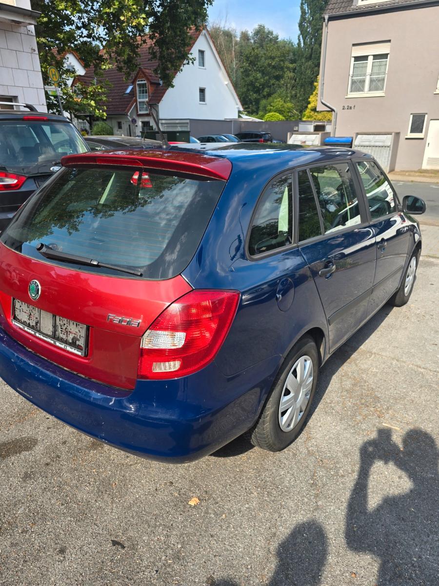 Skoda Fabia 2011 — photo 7