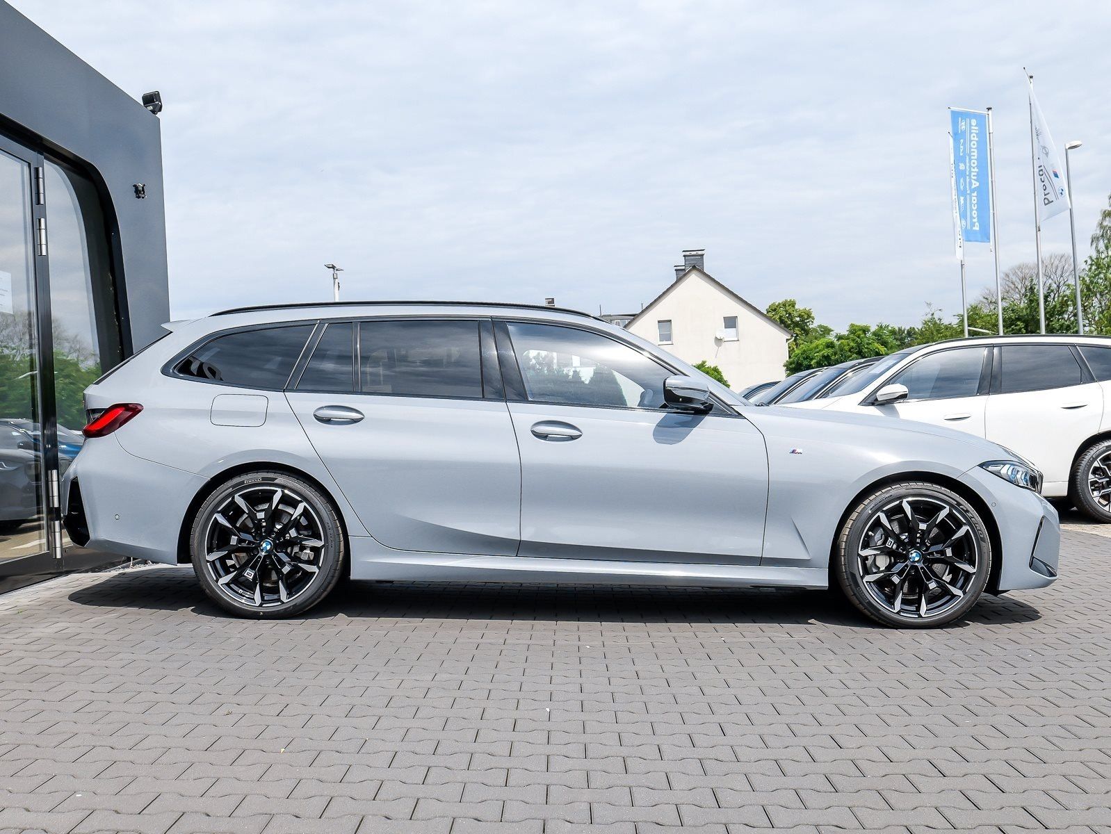BMW 330 - Bild 10