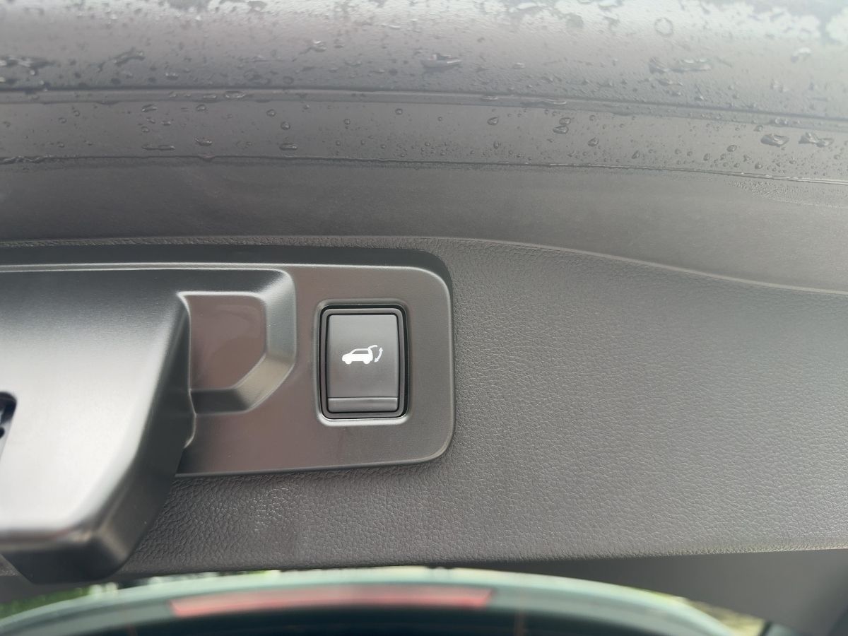 Fahrzeugabbildung Renault Austral Techno Mild Hybrid 160 Aut. el. Heckkl