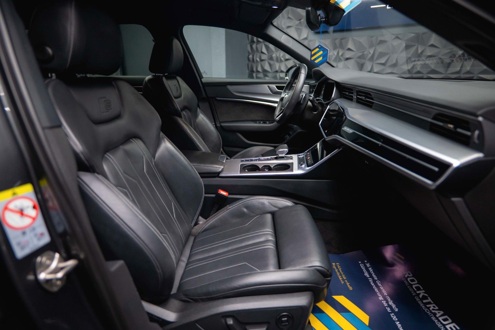 Fahrzeugabbildung Audi A6 Avant 55 TFSIe quattro S-Line Sport *LED*B&O*