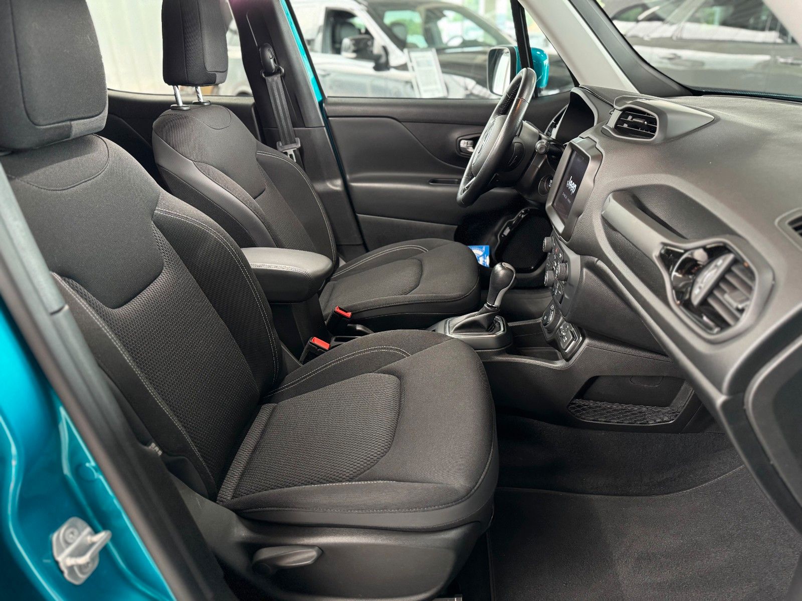 Fahrzeugabbildung Jeep Renegade 1.3 T-GDI Limited 4WD  "AHK  Navi  DAB"
