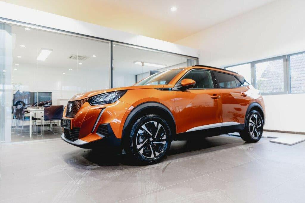 showroom-image-bottom