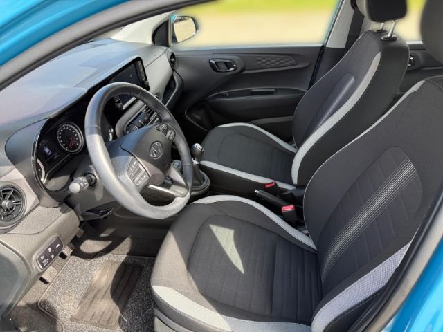 Fahrzeugabbildung Hyundai i10 1.0 Trend +CARPLAY+KLIMA+SHZ+PDC+RADIO+UVM+
