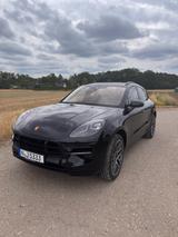 Porsche Macan S/MJ2020/Approved/GTS Optik/Bose/CarPlay - Porsche Macan in Nürnberg