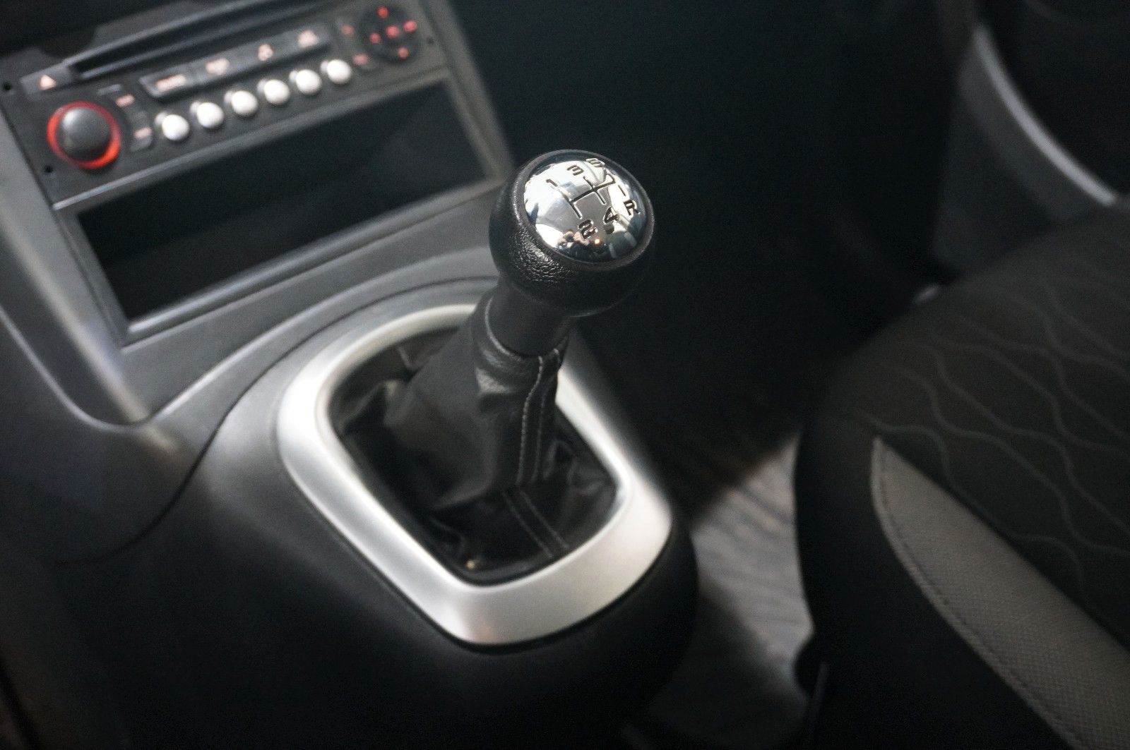 Fahrzeugabbildung Citroën C3 Picasso 1.4 GAS/ BENZIN Exclusive KLIMA/AHK