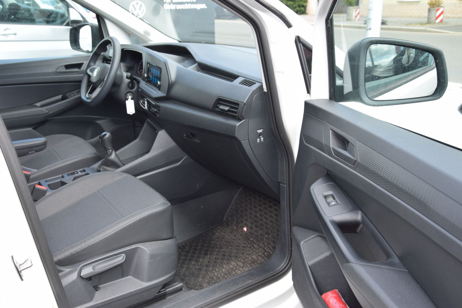 Fahrzeugabbildung Volkswagen Caddy Cargo EcoProfi Klima PDC Navi Sitzheizung