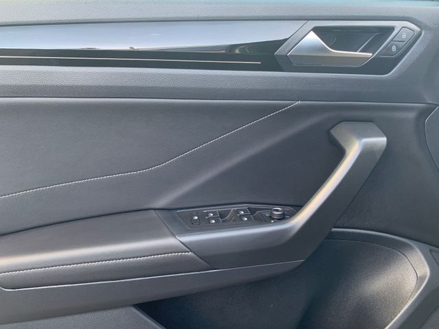 T-Roc 1.5 TSI R-Line LED+KAMERA+AHK+PDC+ERGO