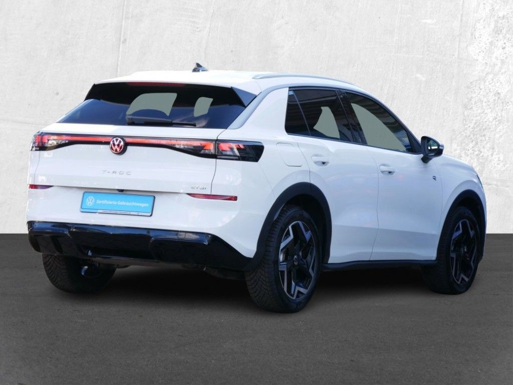 Volkswagen T-Roc 1.5 eTSI DSG R-Line ACC DigCockpit CAM IQ foto 3