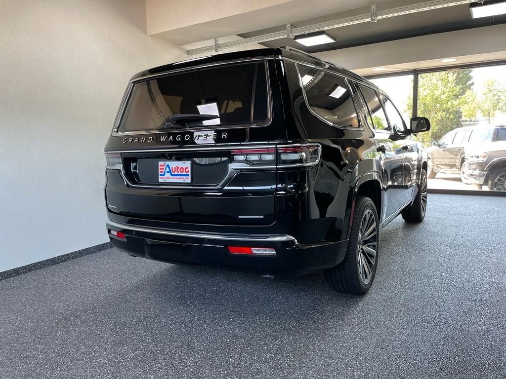 Fahrzeugabbildung Jeep GRAND WAGONEER SERIES III 6.4L V-8!