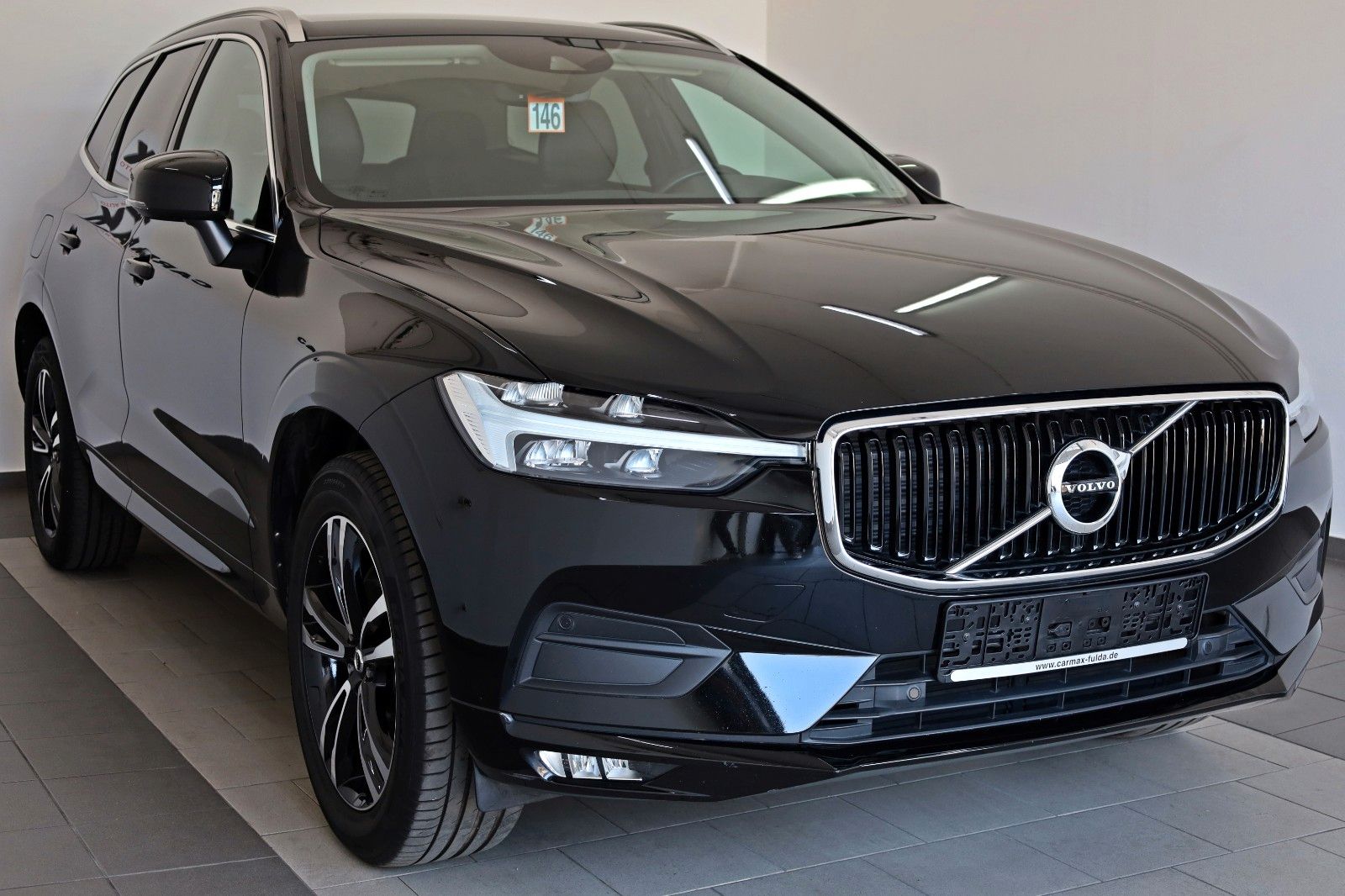 Fahrzeugabbildung Volvo XC60 Momentum Pro T.Leder,Navi,LED,Kamera,Apple