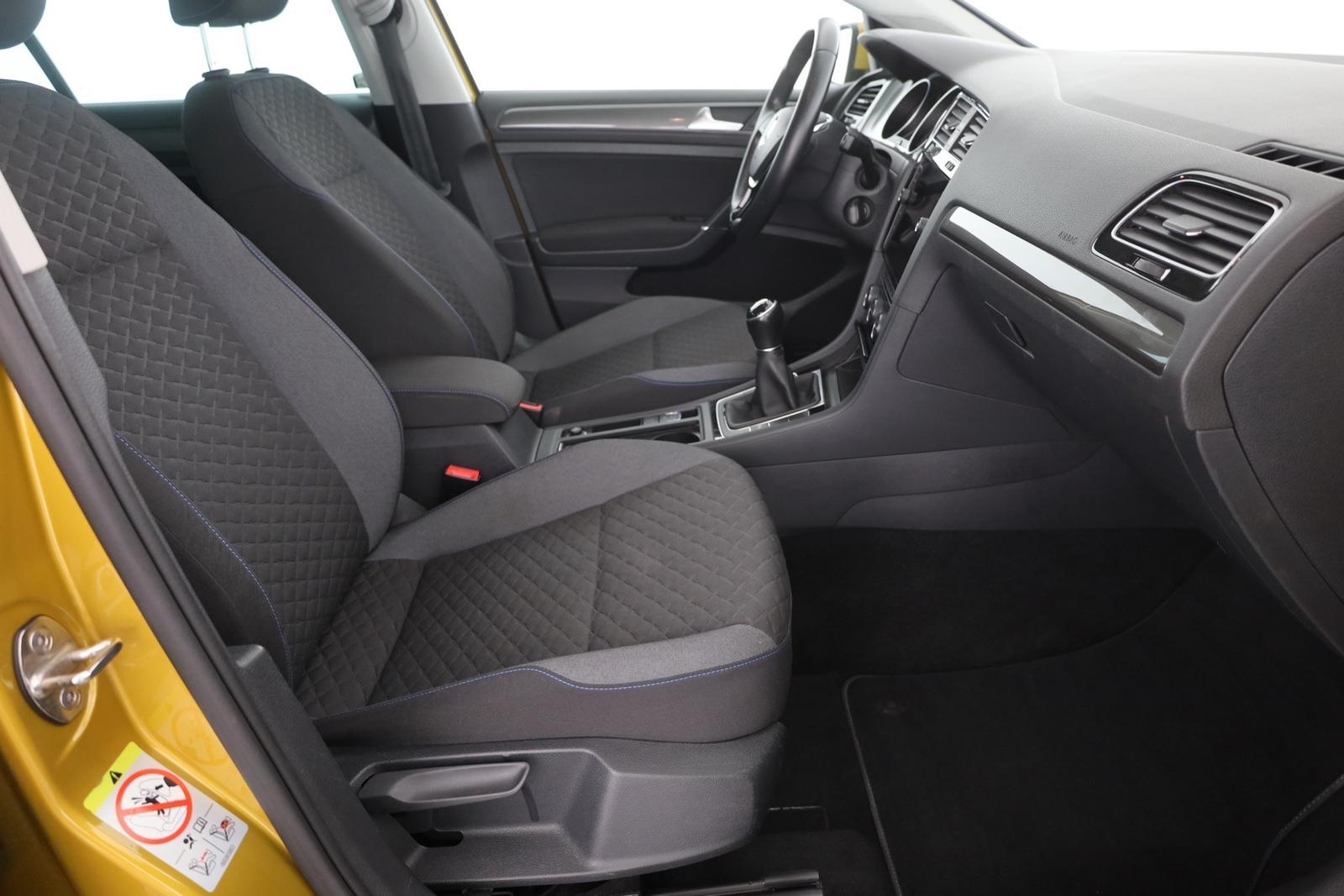 Volkswagen Golf VII 1.5 TSI Join Navi Sitzheizung ACC PDC