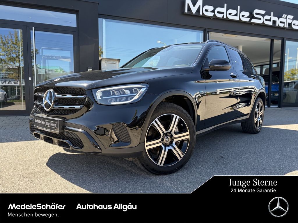 Image of Mercedes-Benz GLC 300