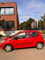 Renault Twingo je t aime  - Renault Twingo Gebrauchtwagen in Kiel
