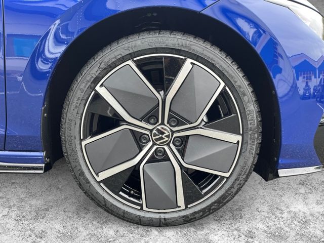 Fahrzeugabbildung Volkswagen Golf R-Line 1,5 l eTSI KLIMA LED ALU