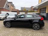 Volvo V40 T3 Linje Svart*LED*NAVI*PDC*AHK*** - gebrauchte Volvo V40 aus dem Jahr 2018