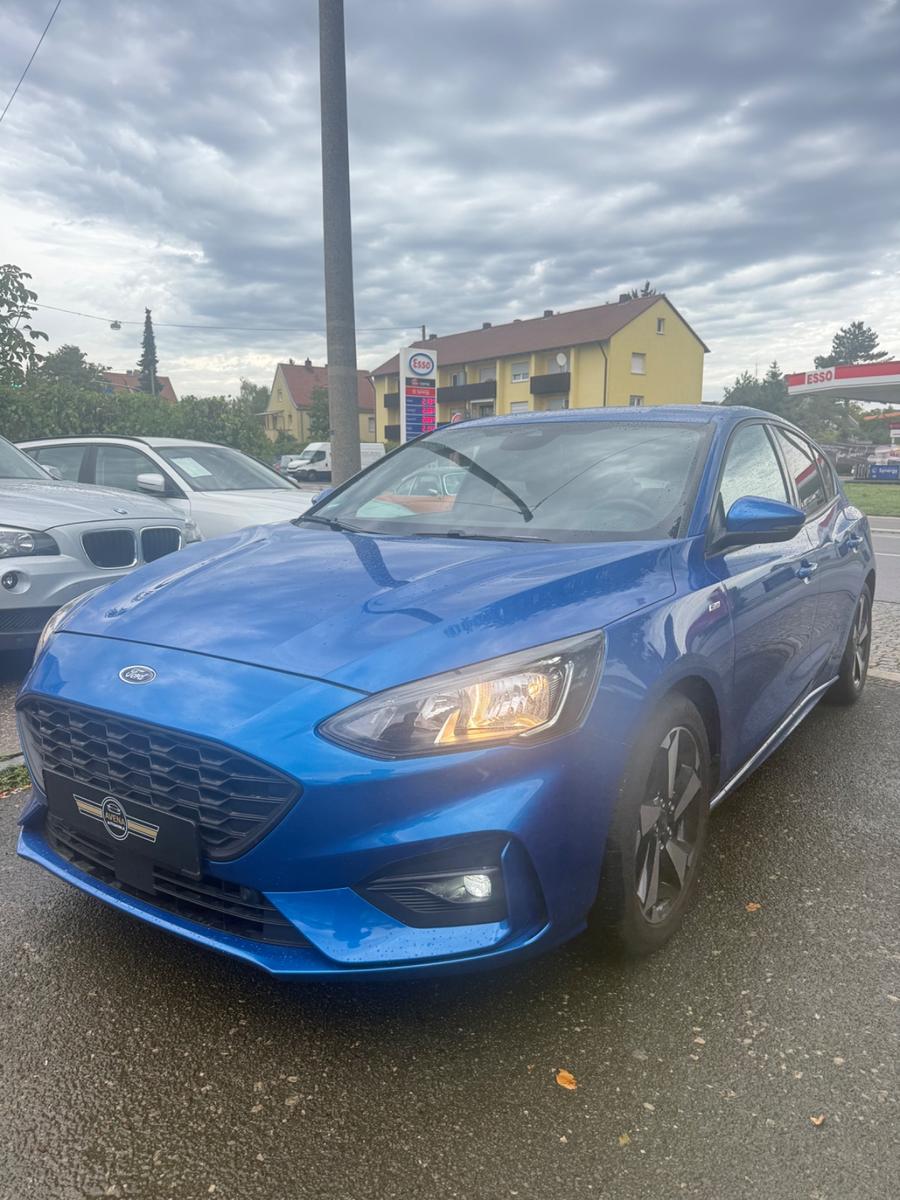 Ford Focus Lim. ST-Line