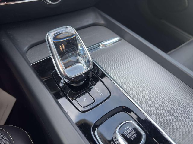 Volvo S60 Ultimate Dark AWD