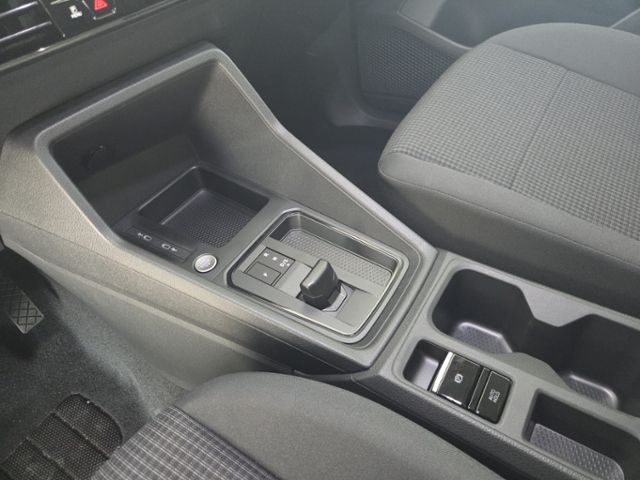Caddy Maxi Life 2.0 TDI DSG LED APP vorbAHK KAM