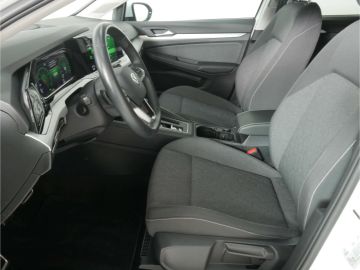 Volkswagen Golf - 11