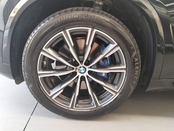 BMW X5 - 6