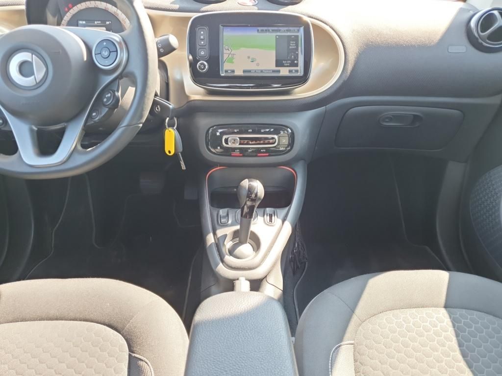 Fahrzeugabbildung Smart smart EQ fortwo *SD*Navi*LED*PDC*LM*SHZ*KlimaA